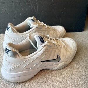 Nike City Court Tennis Pickleball Shoes Men's Size 10 White Gray 344536-102
